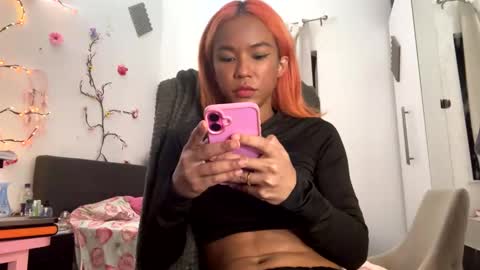 Snapshot of umdonut chatting on November 3, 2025, 7:26 pm umdonut online show from November 3, 2025, 7:26 pm