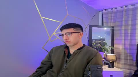 Snapshot of un_sluttyy chatting on November 15, 2025, 11:40 am un_sluttyy online show from November 15, 2025, 11:40 am