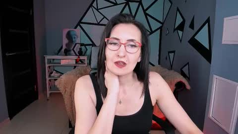 Snapshot of unatera chatting on January 11, 2026, 9:03 am UnaTera online show from January 11, 2026, 9:03 am