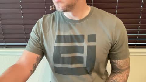 Snapshot of uncleblazer10 chatting on February 24, 2025, 5:09 pm uncleblazer10 online show from February 24, 2025, 5:09 pm