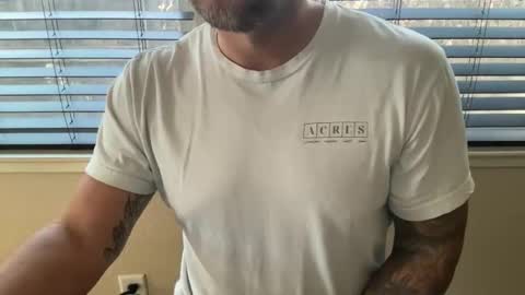 Snapshot of uncleblazer10 chatting on December 1, 2025, 8:47 pm uncleblazer10 online show from December 1, 2025, 8:47 pm