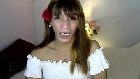 Snapshot of uncut_queen chatting on March 26, 2026, 3:01 am LOVELY JANE online show from March 26, 2026, 3:01 am