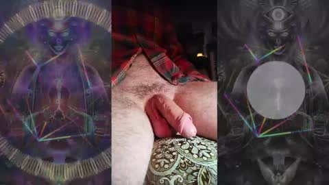 uncut_slut33 online show from May 17, 2026, 1:29 pm