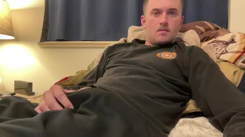 Snapshot of uncutcockassboi chatting on December 30, 2024, 2:53 am uncutcockassboi online show from December 30, 2024, 2:53 am