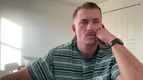 Snapshot of uncutcockassboi chatting on February 10, 2026, 3:05 pm uncutcockassboi online show from February 10, 2026, 3:05 pm