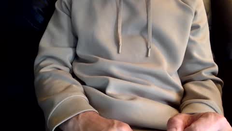 uncutone2345 online show from October 26, 2025, 9:21 pm