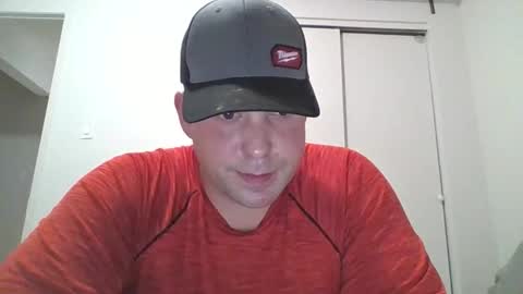 Snapshot of uncutstud18 chatting on November 29, 2025, 5:32 am UncutStud online show from November 29, 2025, 5:32 am