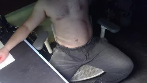 Snapshot of under_the_desk40 chatting on April 10, 2026, 8:46 pm Under the desk online show from April 10, 2026, 8:46 pm