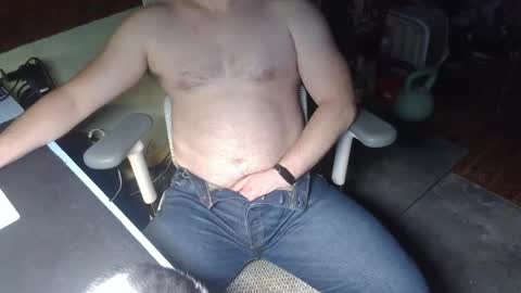 Snapshot of under_the_desk40 chatting on April 13, 2026, 8:58 pm Under the desk online show from April 13, 2026, 8:58 pm