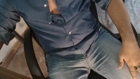 Giov online show from October 6, 2025, 10:02 am