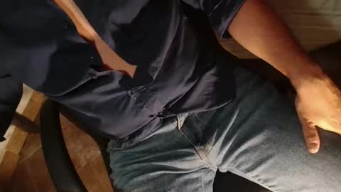 Giov online show from October 7, 2025, 5:32 pm