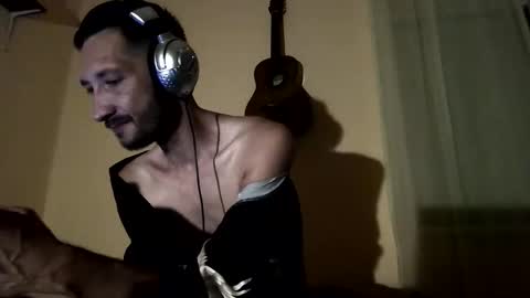 Snapshot of underguy19 chatting on September 15, 2025, 9:48 pm underguy19 online show from September 15, 2025, 9:48 pm