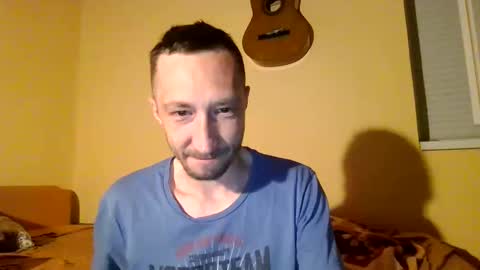 Snapshot of underguy19 chatting on May 1, 2026, 9:52 pm underguy19 online show from May 1, 2026, 9:52 pm