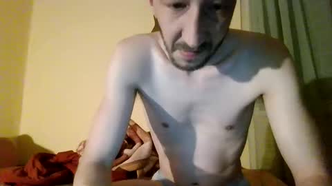 Snapshot of underguy19 chatting on May 6, 2026, 9:53 pm underguy19 online show from May 6, 2026, 9:53 pm