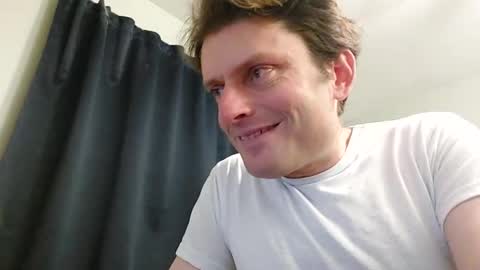 Snapshot of undress_me_ chatting on January 7, 2025, 10:52 pm undress me online show from January 7, 2025, 10:52 pm