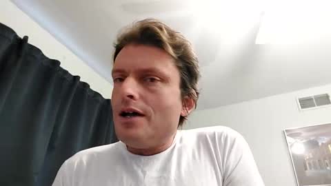 Snapshot of undress_me_ chatting on April 10, 2026, 2:33 pm undress me online show from April 10, 2026, 2:33 pm
