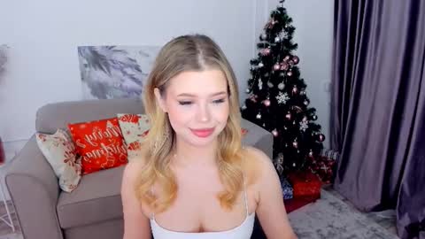 Snapshot of unforgettablalice chatting on December 23, 2025, 3:26 am Alice online show from December 23, 2025, 3:26 am