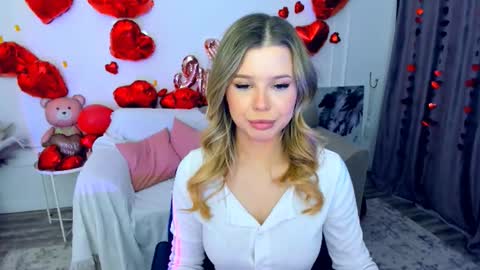Snapshot of unforgettablalice chatting on February 6, 2026, 3:44 am Alice online show from February 6, 2026, 3:44 am