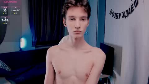 Snapshot of unholyhalo chatting on December 18, 2025, 1:06 pm Kyle online show from December 18, 2025, 1:06 pm