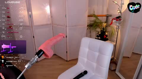 Call me Mira  thumbs up its make me happy online show from December 14, 2024, 3:18 am