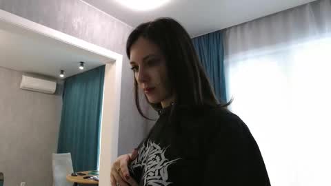 Snapshot of uninvited_raccoon chatting on February 9, 2026, 3:32 am uninvited_raccoon online show from February 9, 2026, 3:32 am