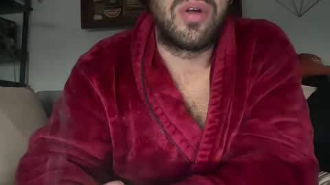 Snapshot of universalstudihoes chatting on January 4, 2025, 10:49 am universalstudihoes online show from January 4, 2025, 10:49 am