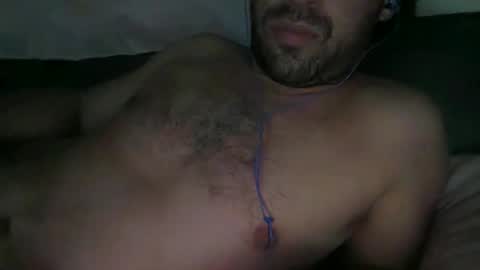 Snapshot of universalstudihoes chatting on October 10, 2025, 10:36 am universalstudihoes online show from October 10, 2025, 10:36 am