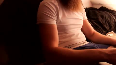 unknownbeard89 online show from February 21, 2025, 10:17 am