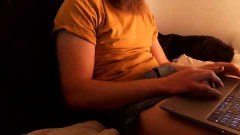 unknownbeard89 online show from March 9, 2025, 11:47 am