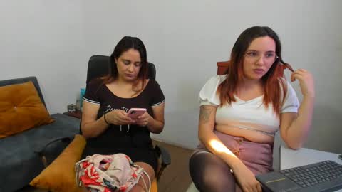 Kary and jhoa online show from February 15, 2025, 7:06 pm