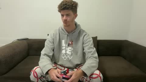 Stepbro online show from April 15, 2026, 10:55 am