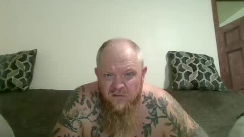 up_bear10 online show from June 16, 2026, 7:05 pm