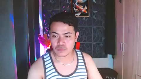 Snapshot of ur_asian_admirer chatting on October 15, 2025, 11:43 am ur_asian_admirer online show from October 15, 2025, 11:43 am