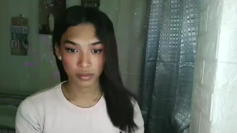 Snapshot of ur_dazzlingmorenaxx chatting on November 18, 2025, 2:17 am ur_dazzlingmorenaxx online show from November 18, 2025, 2:17 am