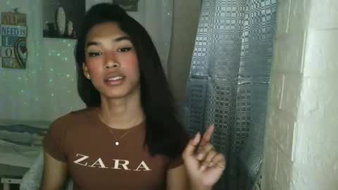 Snapshot of ur_dazzlingmorenaxx chatting on November 22, 2025, 2:54 am ur_dazzlingmorenaxx online show from November 22, 2025, 2:54 am