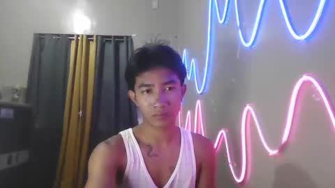 Snapshot of ur_hottestjonny chatting on April 13, 2026, 10:43 am jonny online show from April 13, 2026, 10:43 am