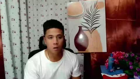 Snapshot of ur_pinoydave chatting on December 20, 2024, 2:38 pm Dave online show from December 20, 2024, 2:38 pm