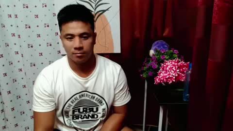 Snapshot of ur_pinoydave chatting on December 27, 2024, 6:31 pm Dave online show from December 27, 2024, 6:31 pm