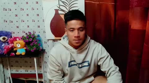 Snapshot of ur_pinoydave chatting on January 6, 2025, 12:24 pm Dave online show from January 6, 2025, 12:24 pm