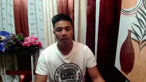 Snapshot of ur_pinoydave chatting on March 3, 2025, 6:26 am Dave online show from March 3, 2025, 6:26 am