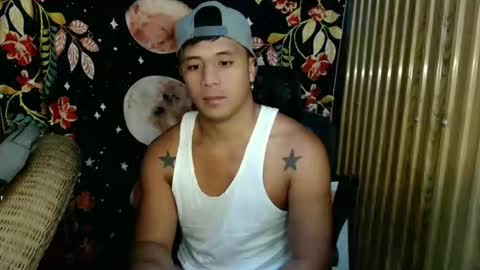 Snapshot of ur_pinoydave chatting on December 16, 2025, 2:44 pm Dave online show from December 16, 2025, 2:44 pm