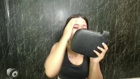 Snapshot of ur_prettychelsie18 chatting on May 16, 2026, 9:17 am ur_prettychelsie18 online show from May 16, 2026, 9:17 am