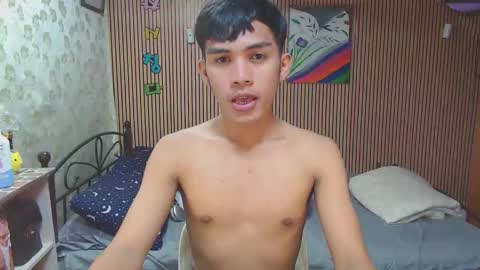 ur_shan21 online show from September 19, 2025, 10:49 am