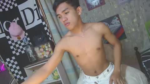 Snapshot of ur_shan21 chatting on March 16, 2026, 1:33 am ur_shan21 online show from March 16, 2026, 1:33 am
