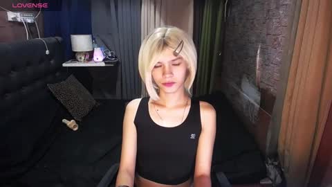 Snapshot of ur_xpensivecandy chatting on February 4, 2025, 10:34 pm megan online show from February 4, 2025, 10:34 pm