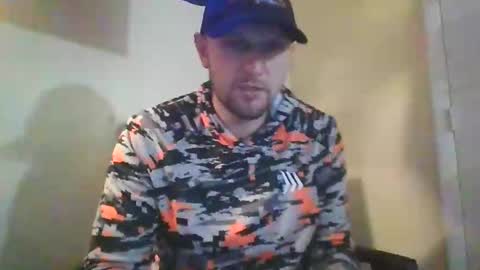 Snapshot of ur_zaddy4now chatting on December 6, 2024, 9:35 pm ur_zaddy4now online show from December 6, 2024, 9:35 pm