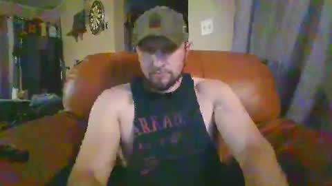 Snapshot of ur_zaddy4now chatting on February 5, 2025, 1:04 am ur_zaddy4now online show from February 5, 2025, 1:04 am