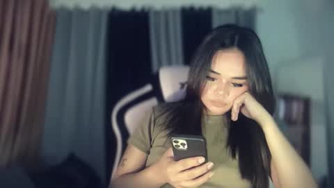 Snapshot of urasian_france69 chatting on February 20, 2026, 7:43 am FRANCINE cum with me in pvt or pwrd online show from February 20, 2026, 7:43 am