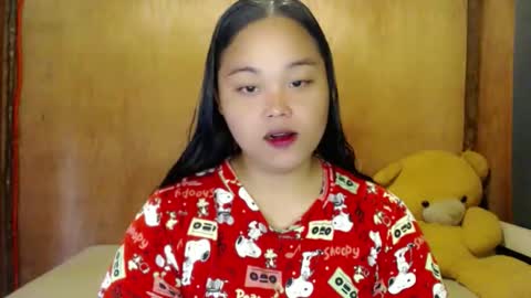 Snapshot of urasian_hotchix69 chatting on October 19, 2025, 8:37 am Lycah online show from October 19, 2025, 8:37 am