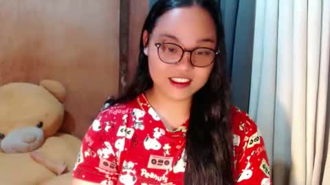 Snapshot of urasian_hotchix69 chatting on November 15, 2025, 10:37 pm Lycah online show from November 15, 2025, 10:37 pm